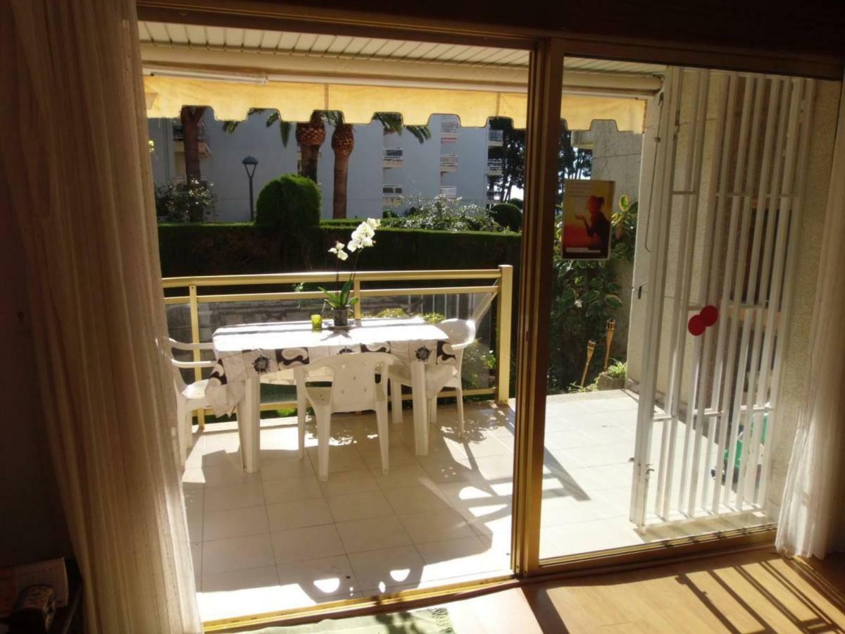 100M2 Big Apartment Private Garden And Pool/ 100M2 Gran Apartamento Jardin Privado Y Piscina / Acogedor Apartamento En Zona Tranquila Y Agradable Cambrils Kültér fotó